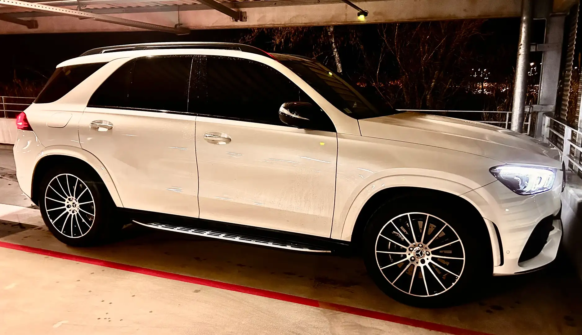 Mercedes-Benz GLE 350 GLE 350 de 9G-Tronic 4Matic AMG Line Blanc - 1