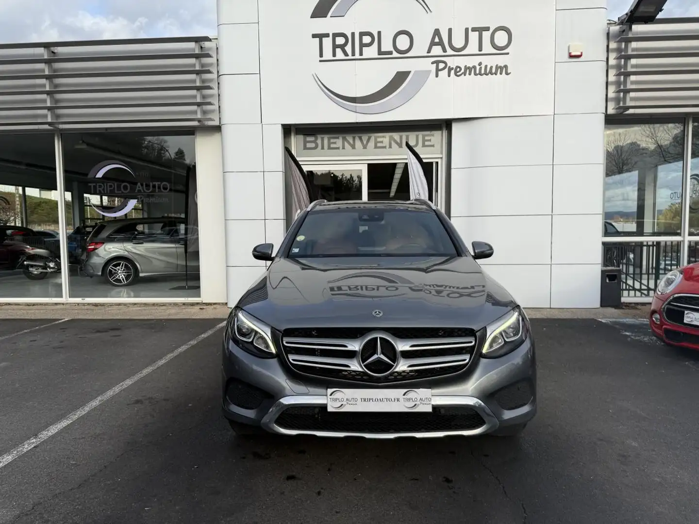 Mercedes-Benz GLC 250 GLC 250 d - BVA 9G-Tronic - Fascination 4-Matic - GPS + TOIT OUVRANT + CAMERA AR Grau - 2