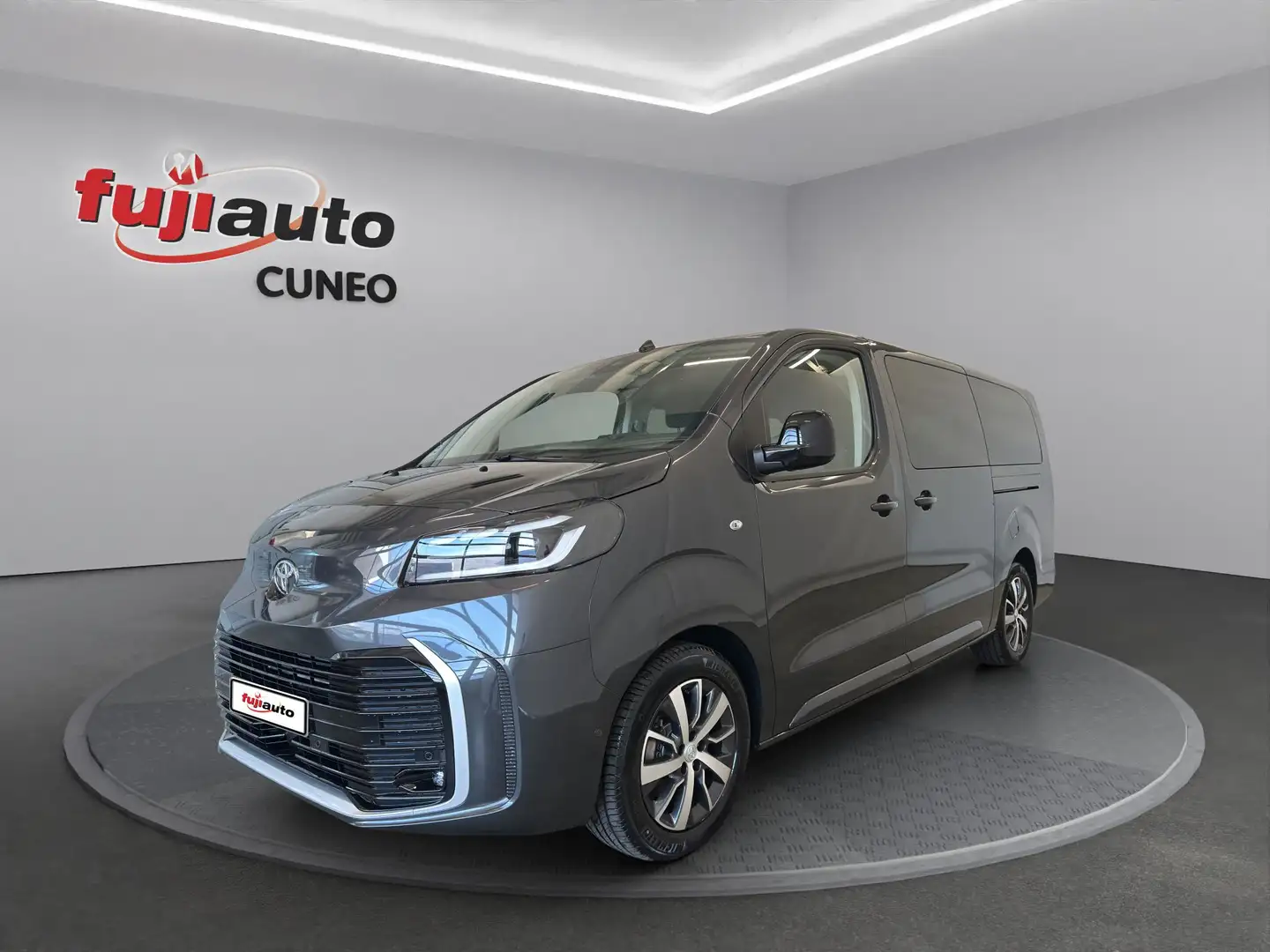 Toyota Proace Proace Verso 2.0d 177cv S&S L2 Executive D 8p.ti auto Argento - 1