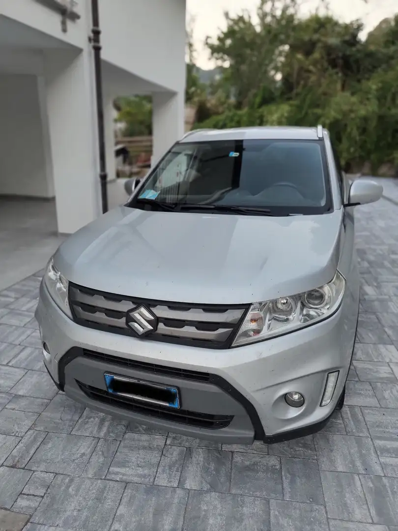 Suzuki Vitara 4x4 grigio metallizzato - 1