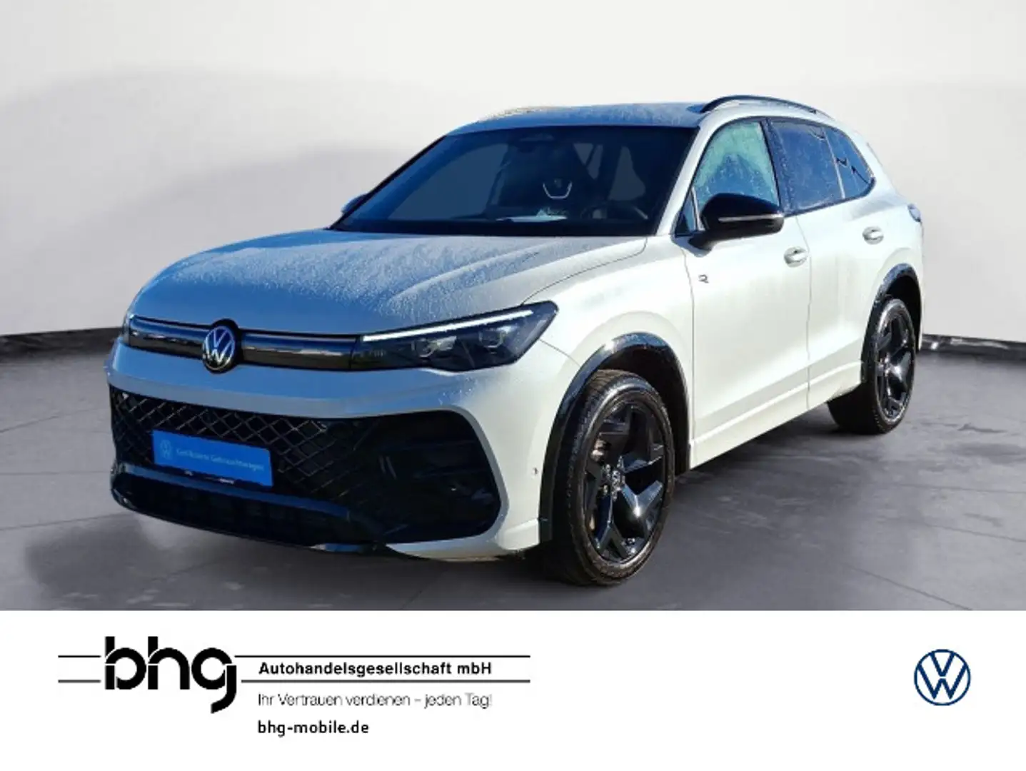 Volkswagen Tiguan 2.0 TDI DSG 4Motion R-Line BlackStyle AHK Weiß - 1