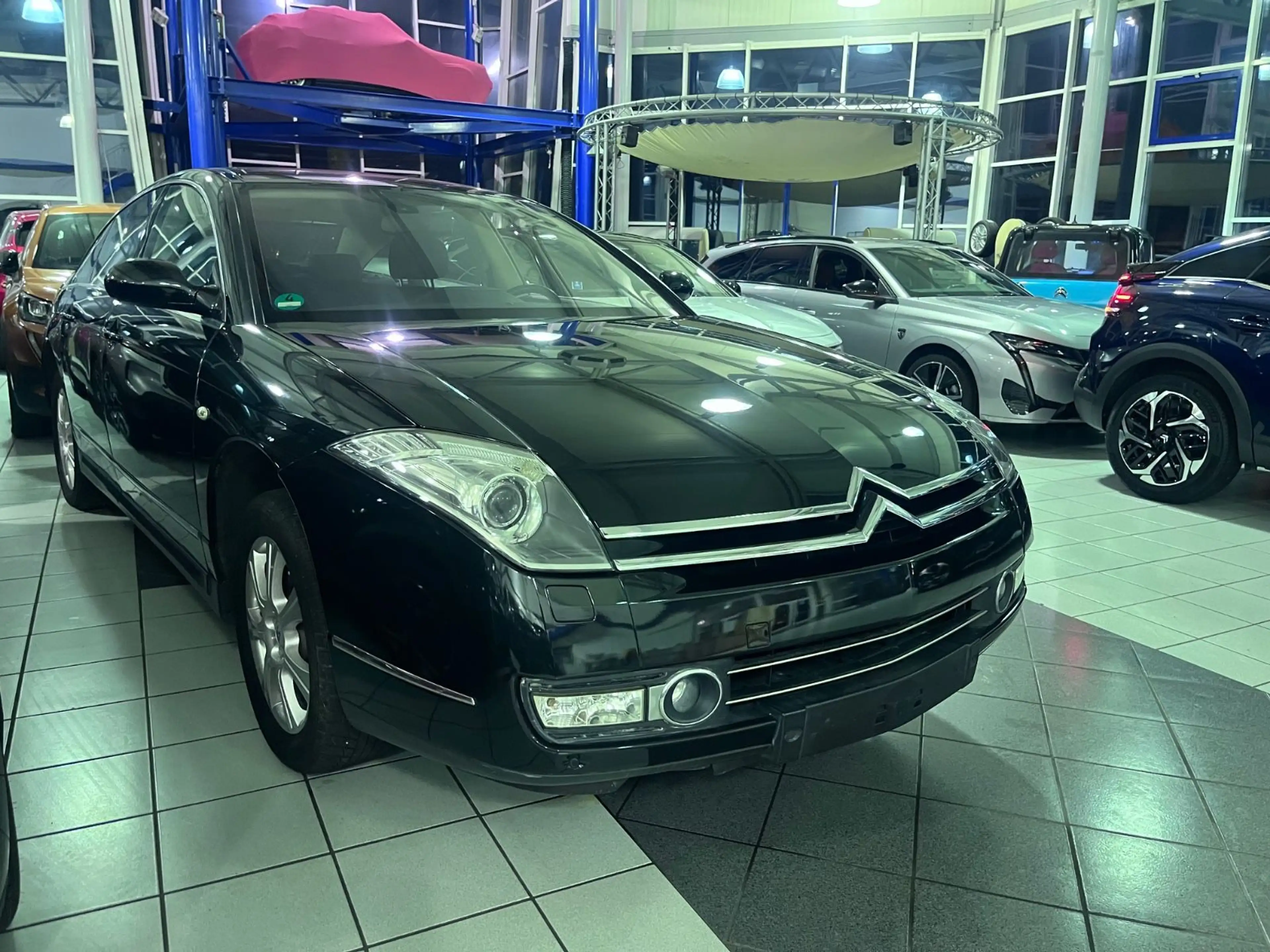 Citroen C6 V6 HDi *Überholter Motor*8Fach bereiExclusive
