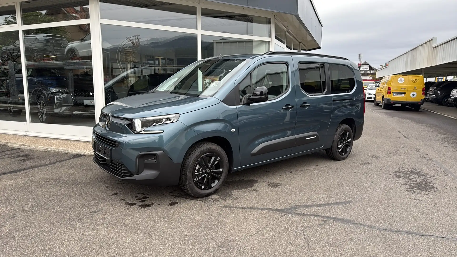 Citroen Berlingo Länge XL BlueHDi 130 S&S MAX Blau - 1