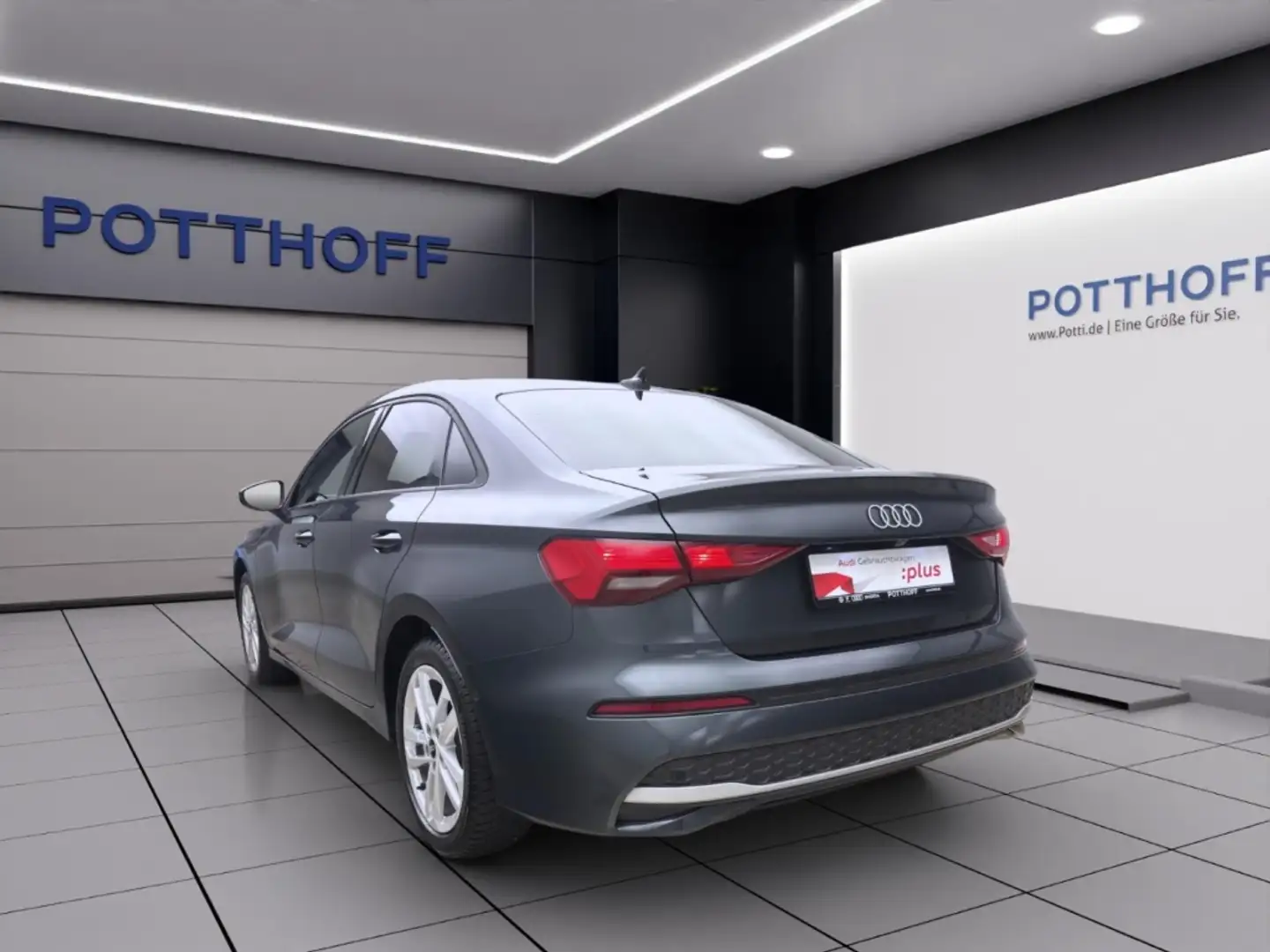 Audi A3 Limousine 35 TDI ADVANCED KAMERA NAVI SHZG LM18 Grau - 2