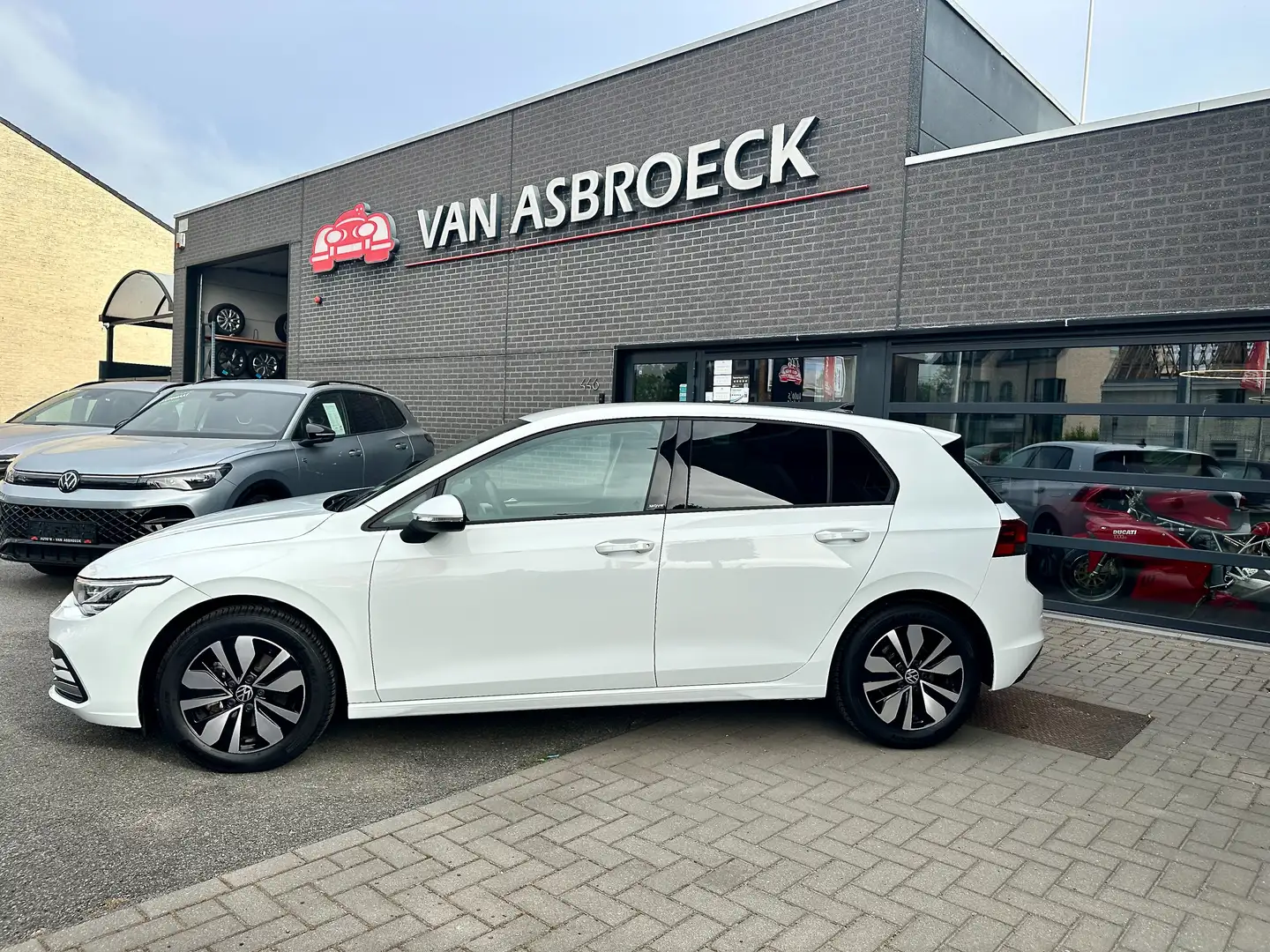Volkswagen Golf 1.0 TSI Move 110 Pk * LED * GPS AppCarplay * Blanc - 2
