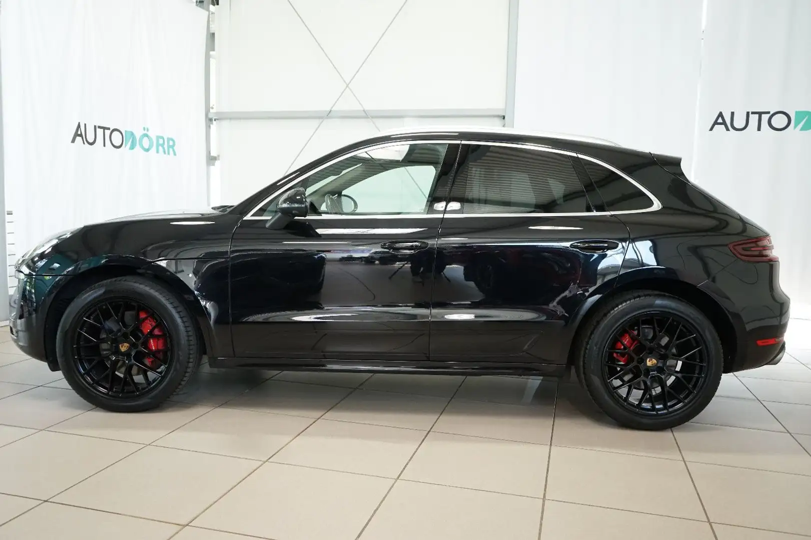 Porsche Macan GTS Pano+Sportabgasanlage+Leder+360°+ACC Zwart - 2