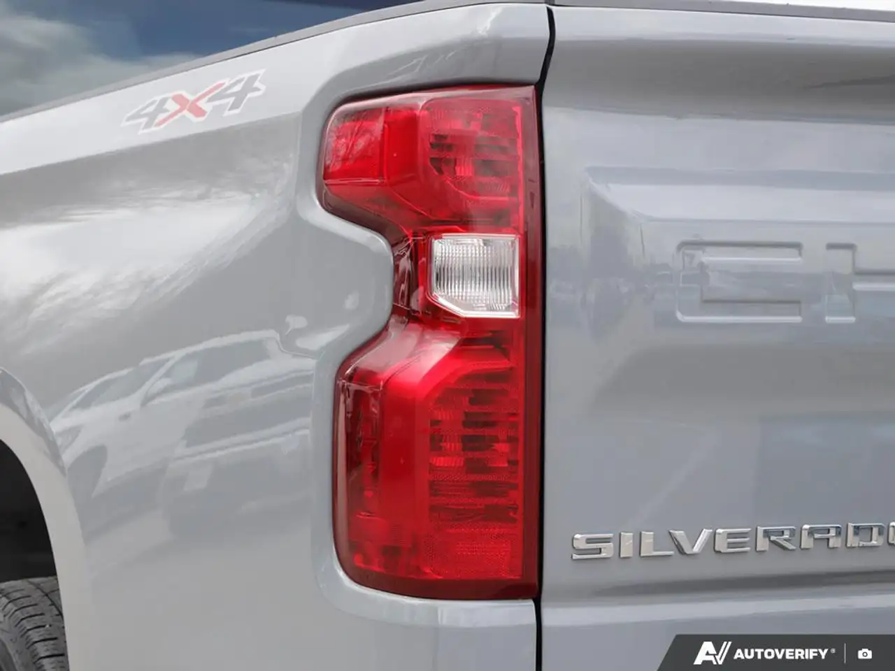 Chevrolet Silverado 1500 снимка Chevrolet Silverado 1500