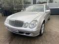 Mercedes-Benz E 240 V6 Elegance Limousine Voll MB S-Heft Top Gepflegt Grau - thumbnail 4