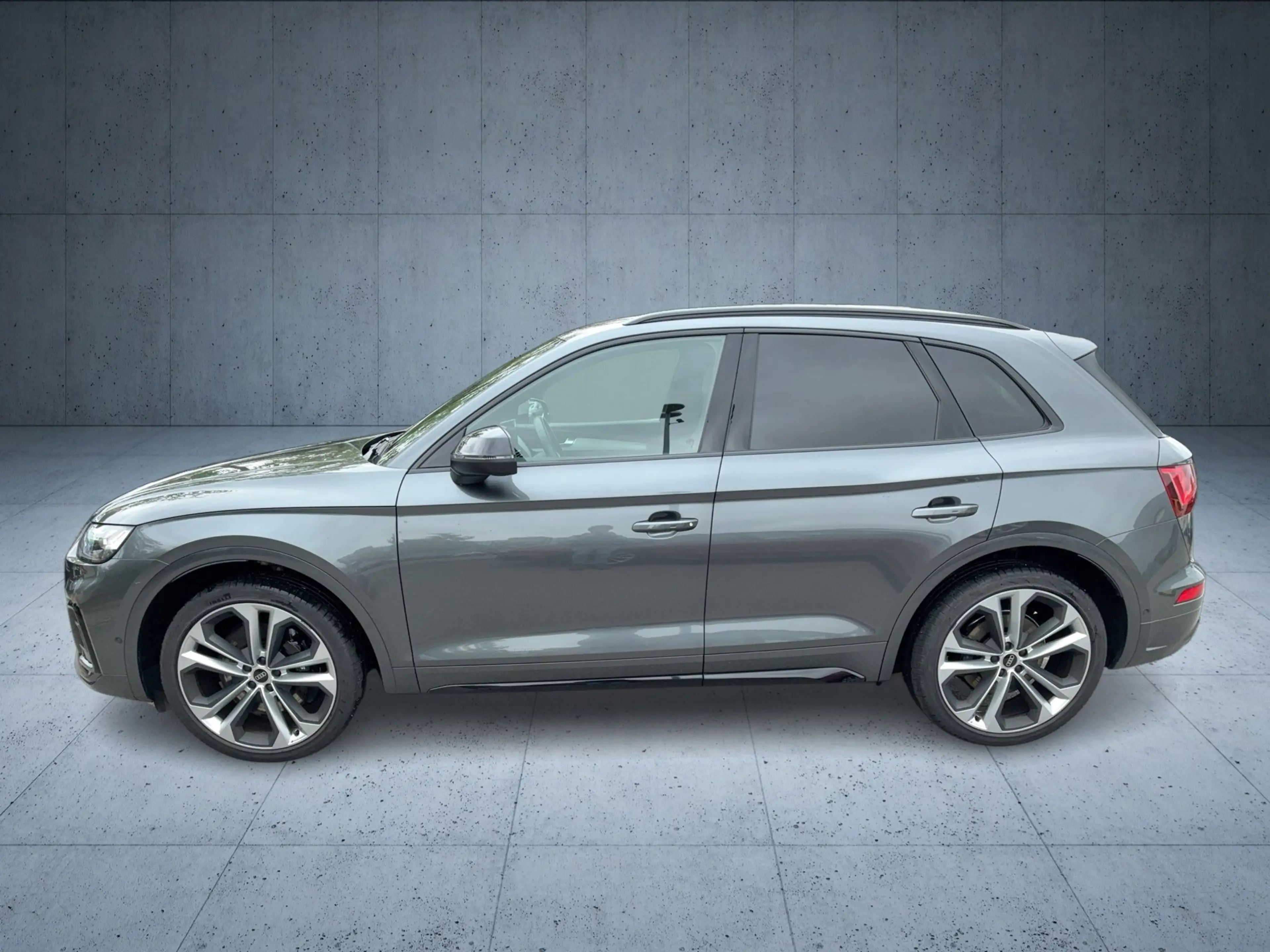 Audi SQ5 SUV TDI tiptr Luft 21 HUD Stdhz PANO Matrix — photo 3