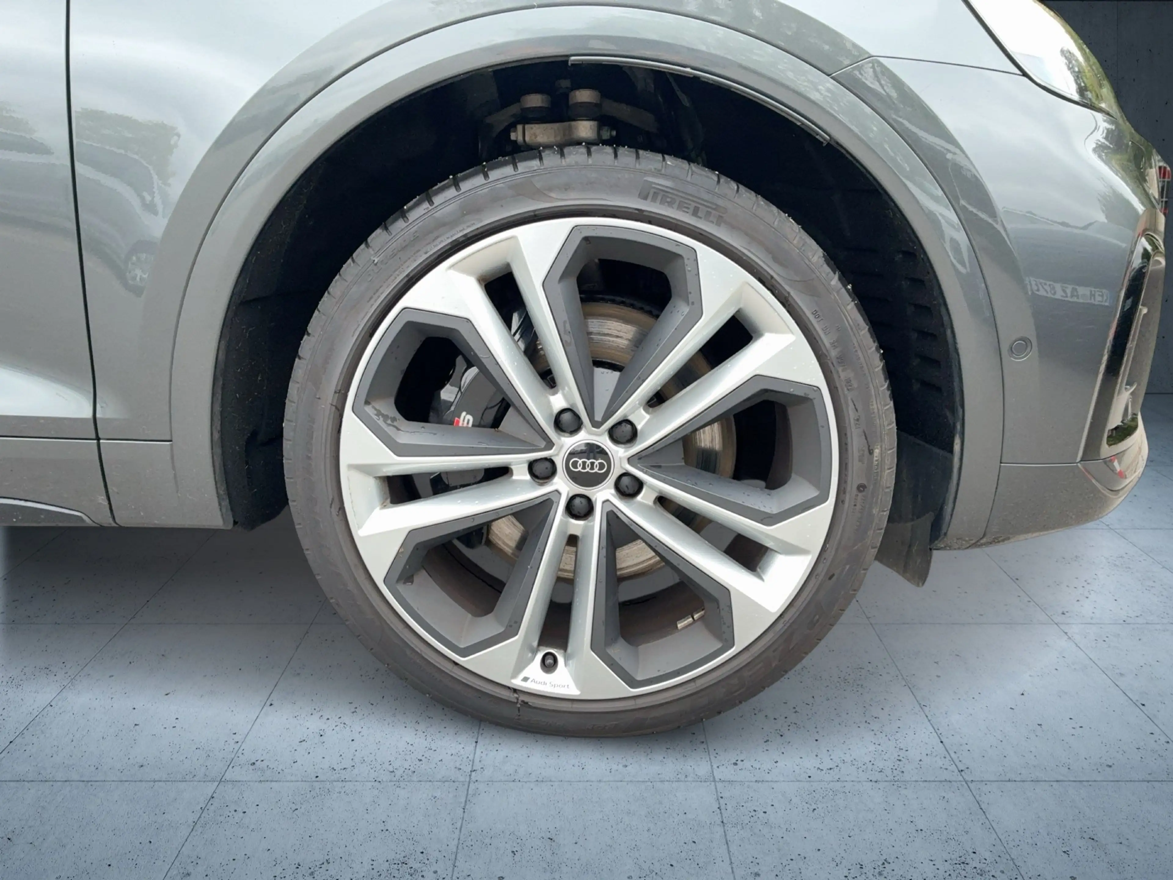 Audi SQ5 SUV TDI tiptr Luft 21 HUD Stdhz PANO Matrix — photo 8