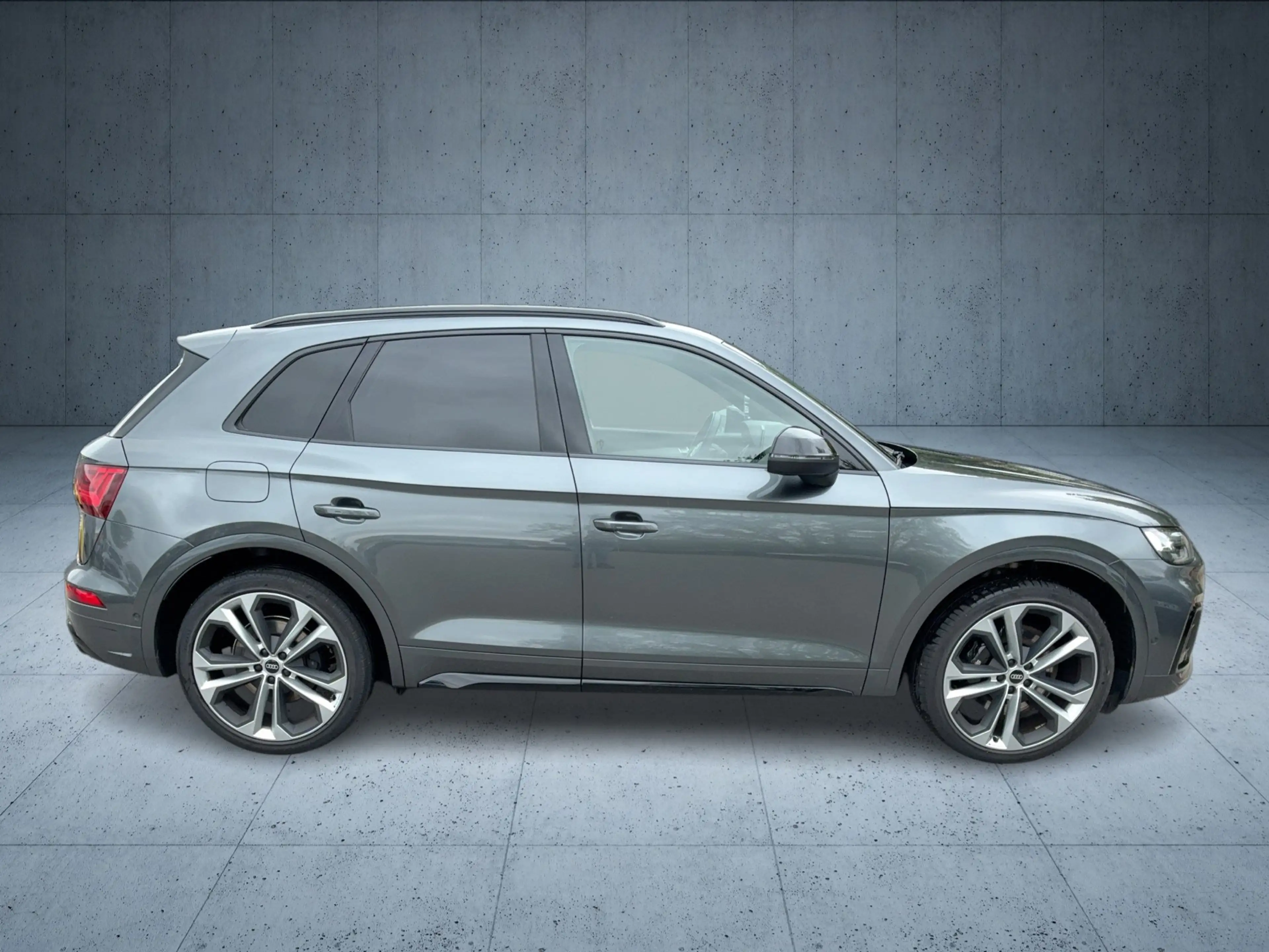 Audi SQ5 SUV TDI tiptr Luft 21 HUD Stdhz PANO Matrix — photo 7