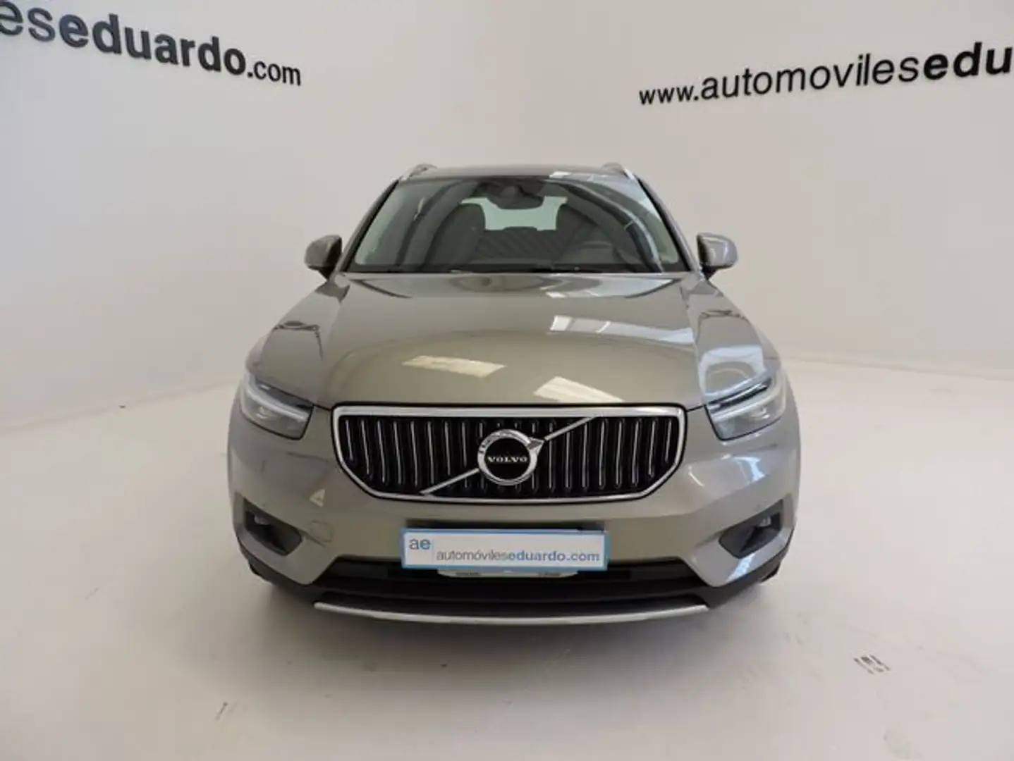 Volvo XC40 T5 Recharge Inscription Expression Aut. Marrón - 2