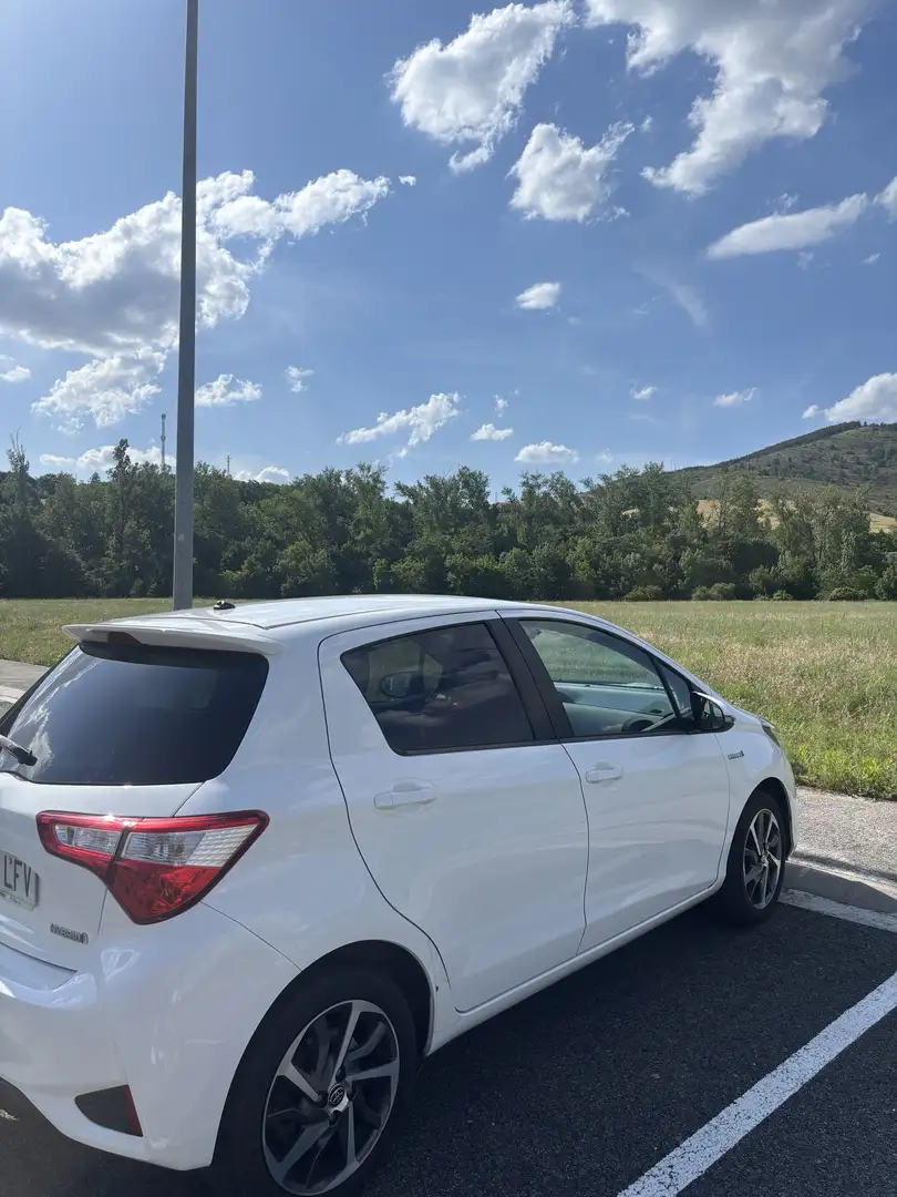 Toyota Yaris 100H 1.5 Feel! - 2
