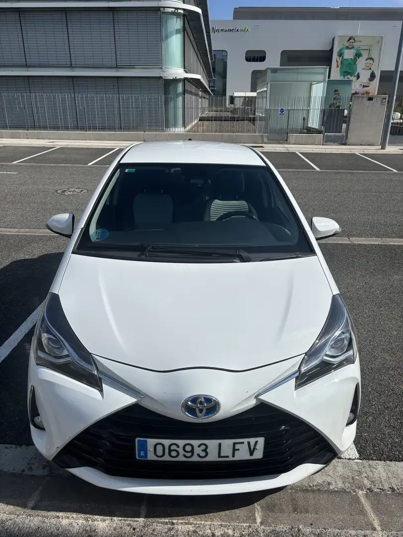 Toyota Yaris 100H 1.5 Feel! - 1