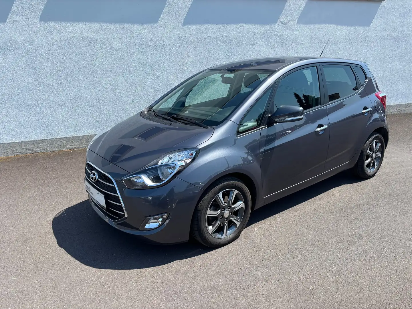 Hyundai iX20 LEVEL 3 Grau - 1