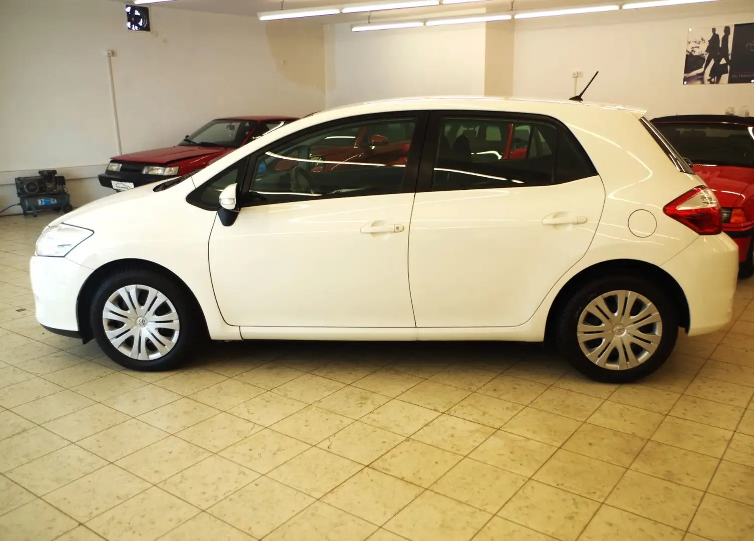 Toyota Auris Life+ Top inkl Carplay, bitte lesen !! Weiß - 2