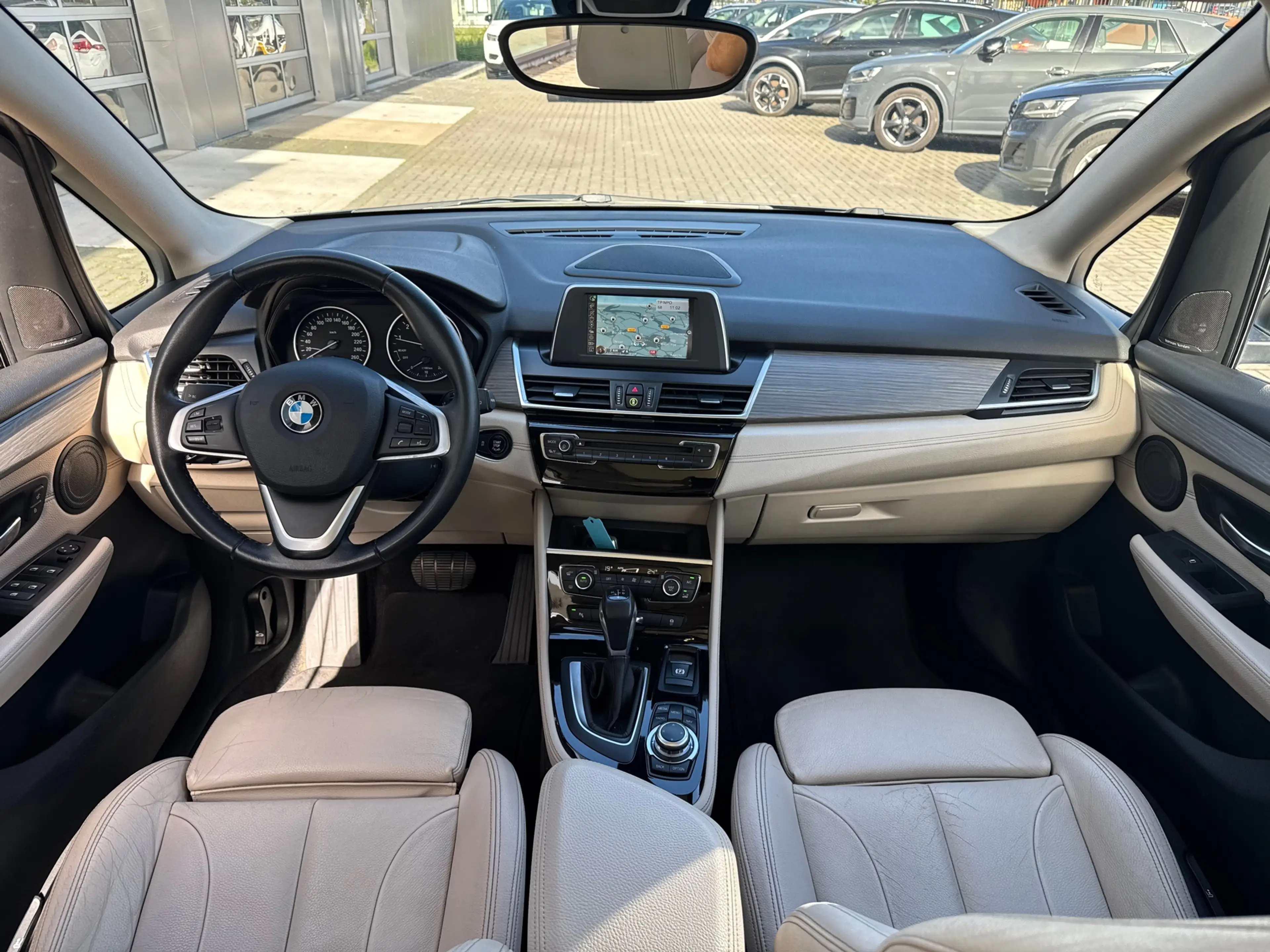 BMW 220 2-serie Gran Tourer 220i Luxury 7p. * Trekhaak * L — photo 3