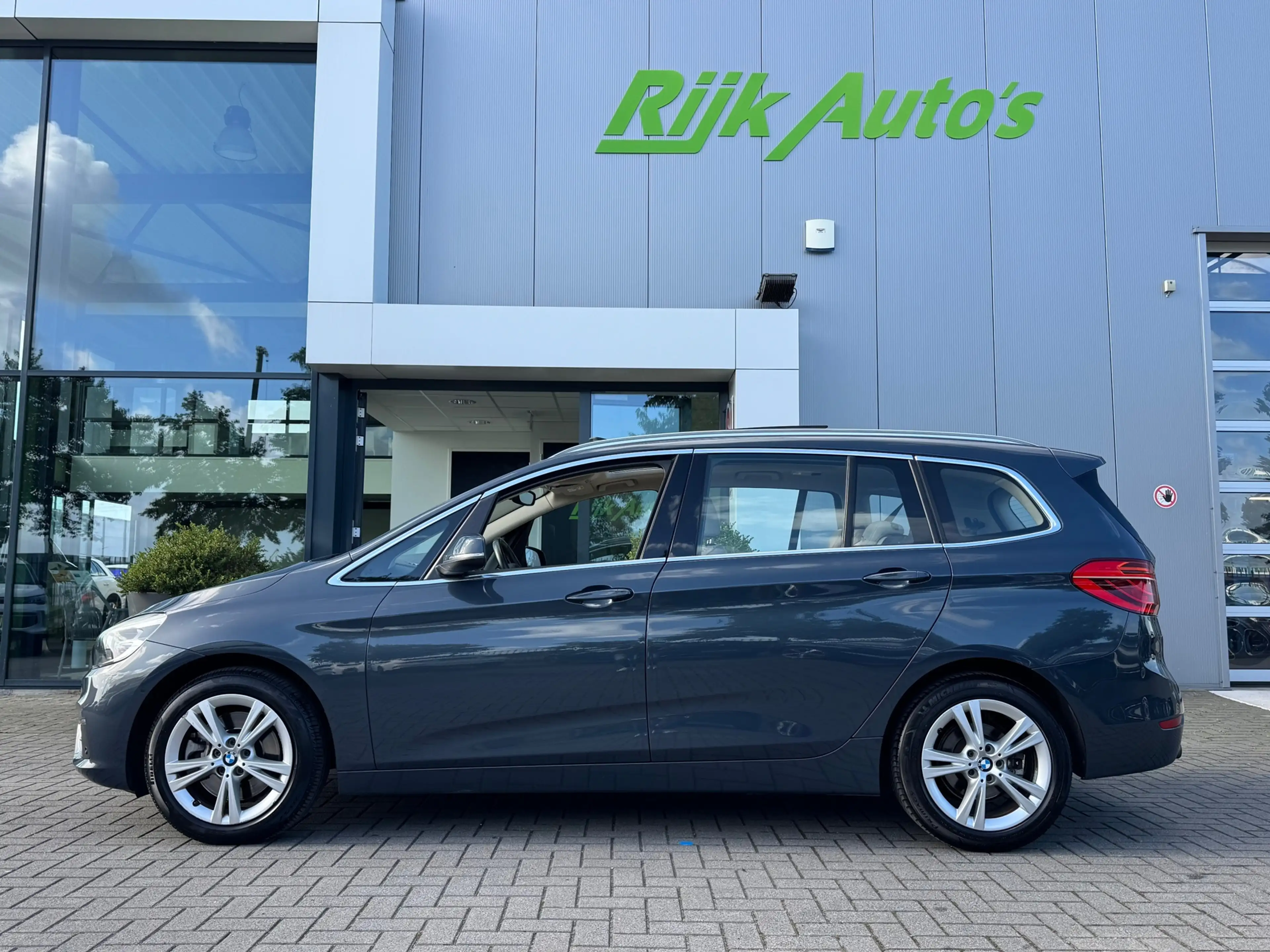 BMW 220 2-serie Gran Tourer 220i Luxury 7p. * Trekhaak * L — photo 13