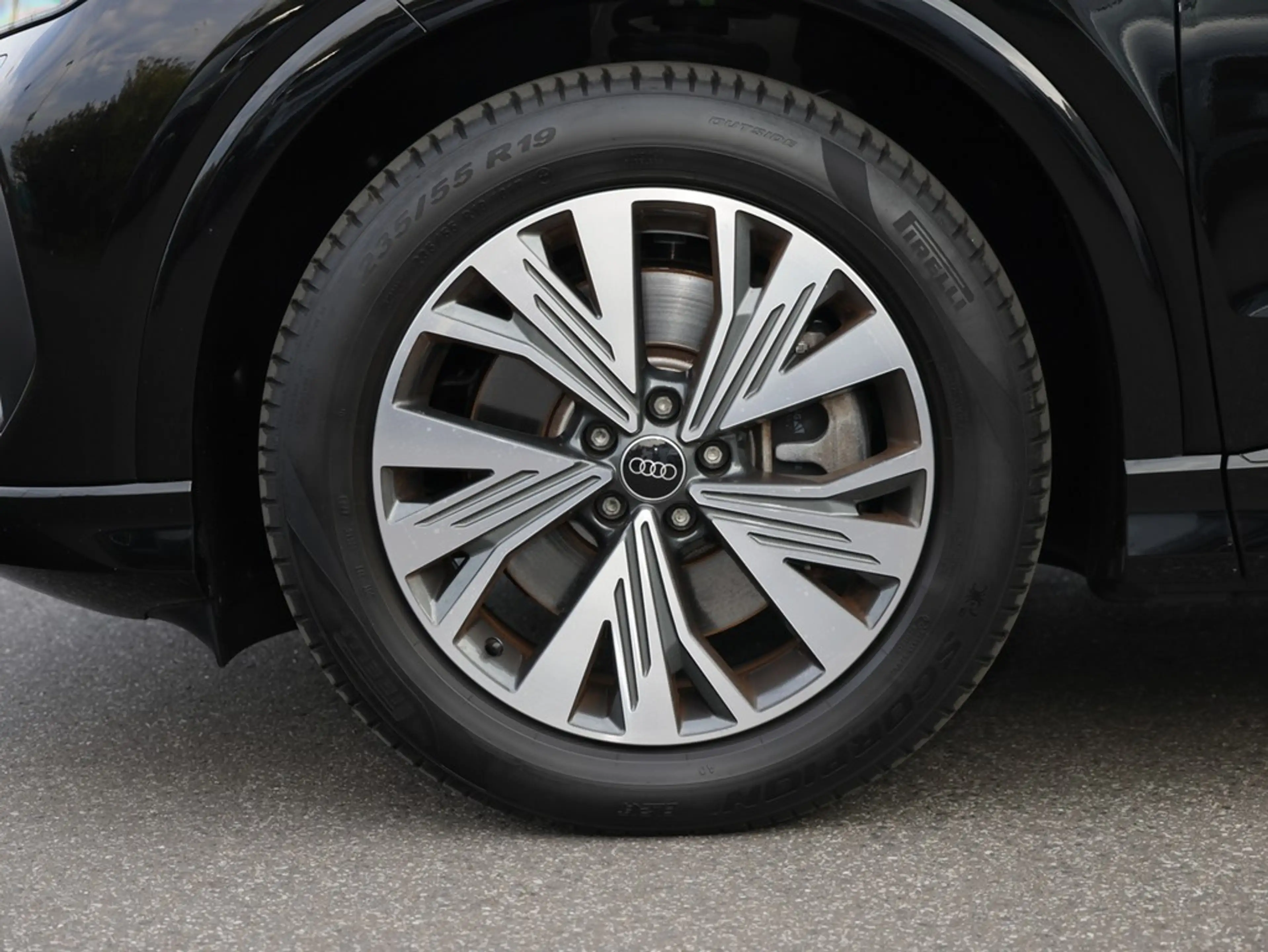 Audi e-tron 150 kW — photo 5
