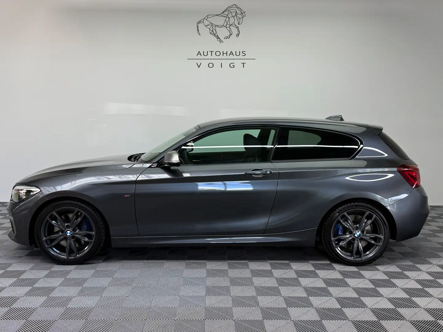 BMW 140 Special Edition|2.Hand|LED|PDC|Aerodynamic| Grau - 1