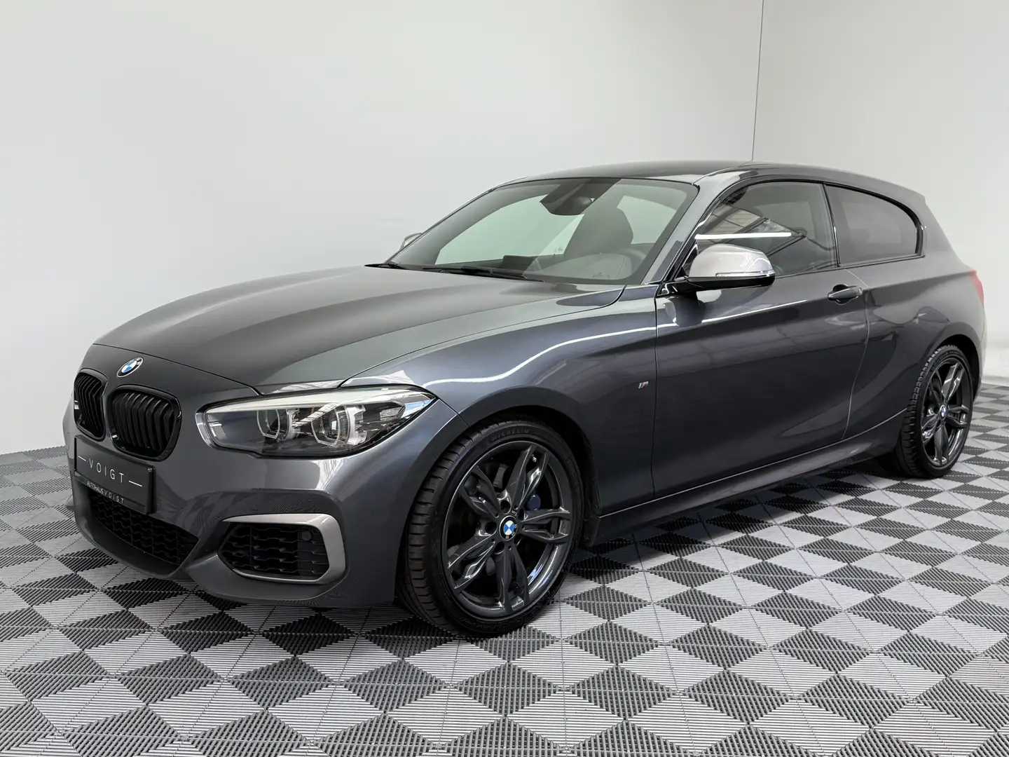 BMW 140 Special Edition|2.Hand|LED|PDC|Aerodynamic| Grau - 2