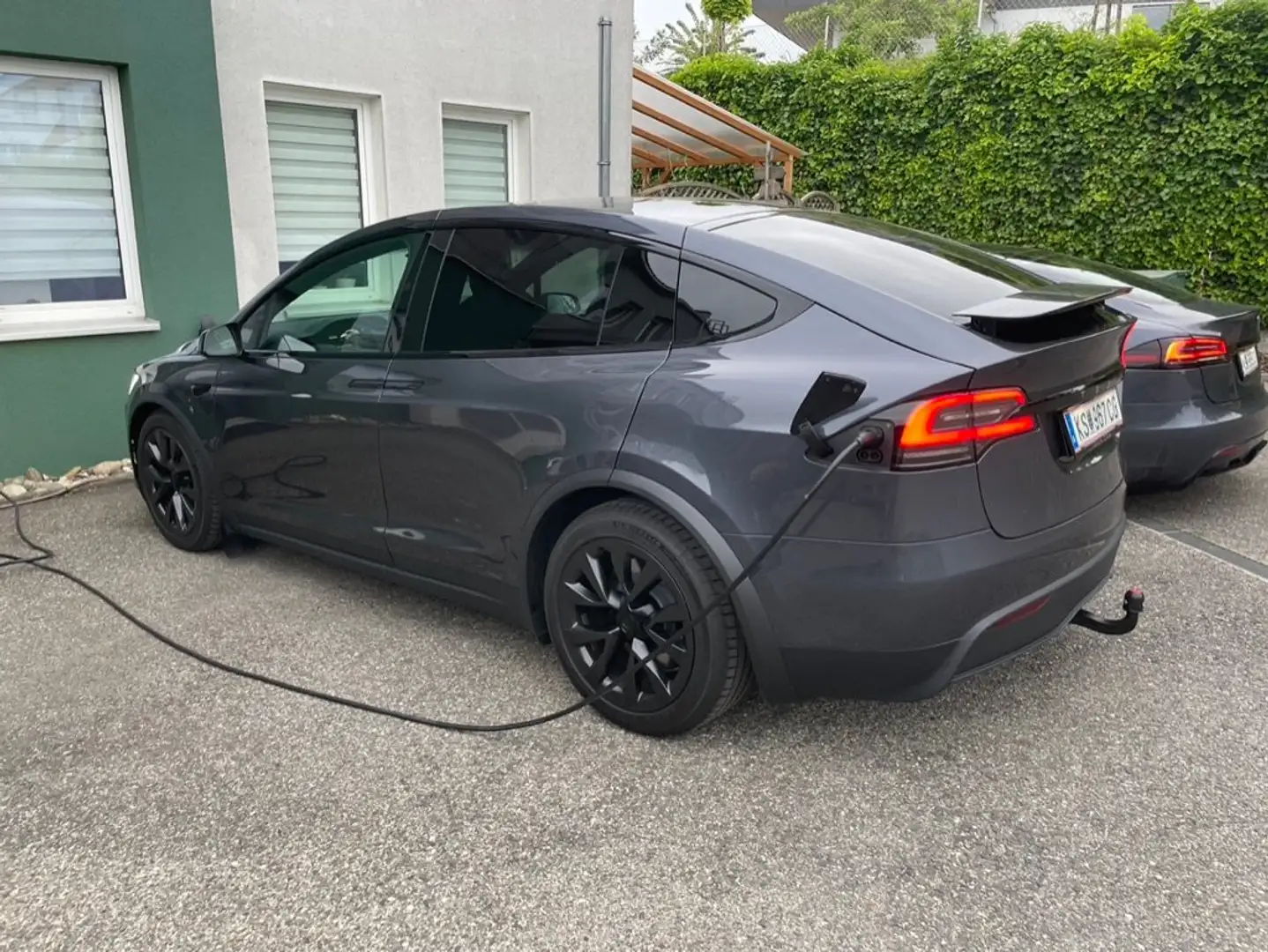 Tesla Model X Grey - 2