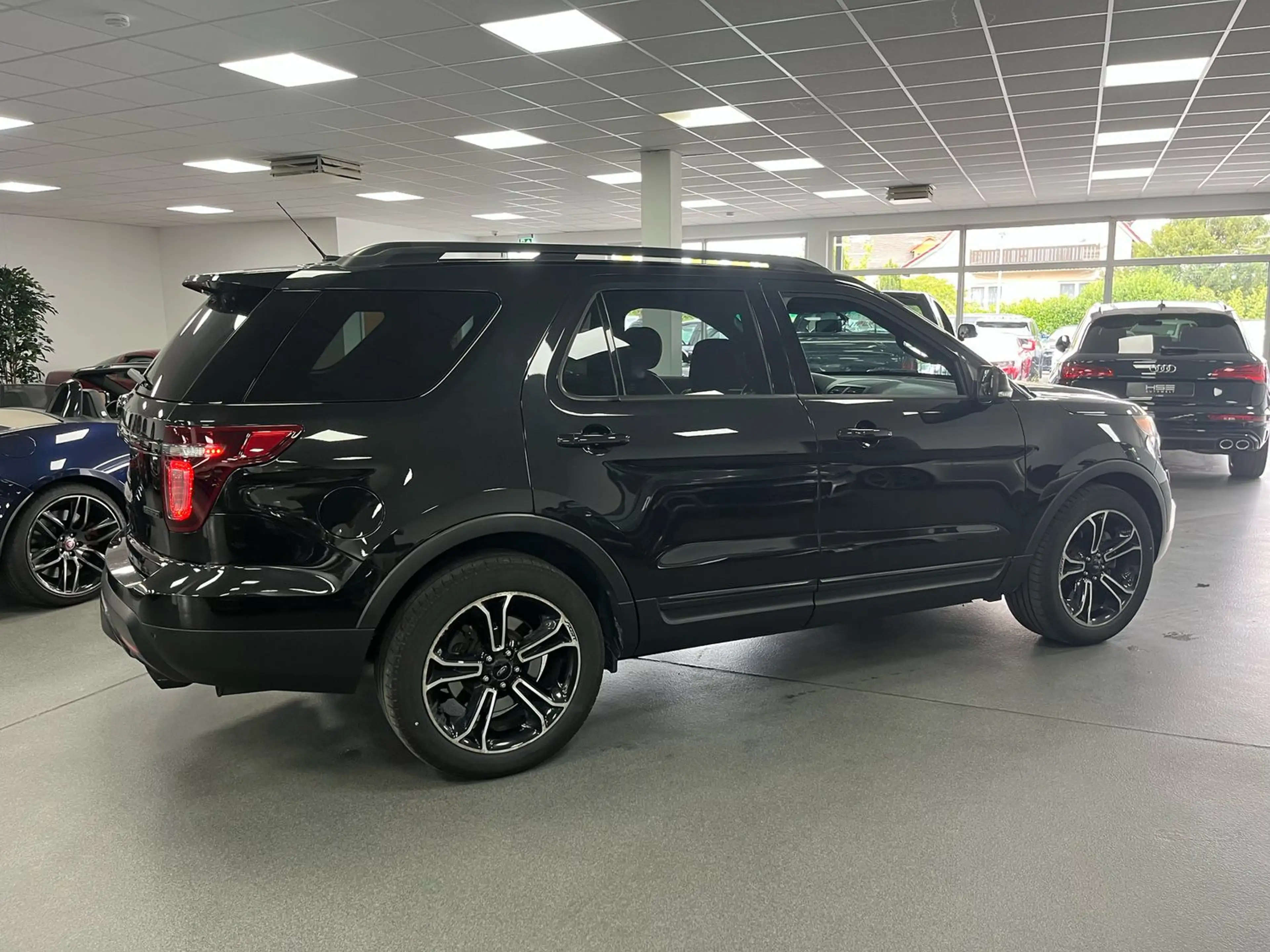 Ford Explorer 3,5l V6 EcoBoost/ Unfallfrei/ Kamera/ 7-Sitzer — photo 9
