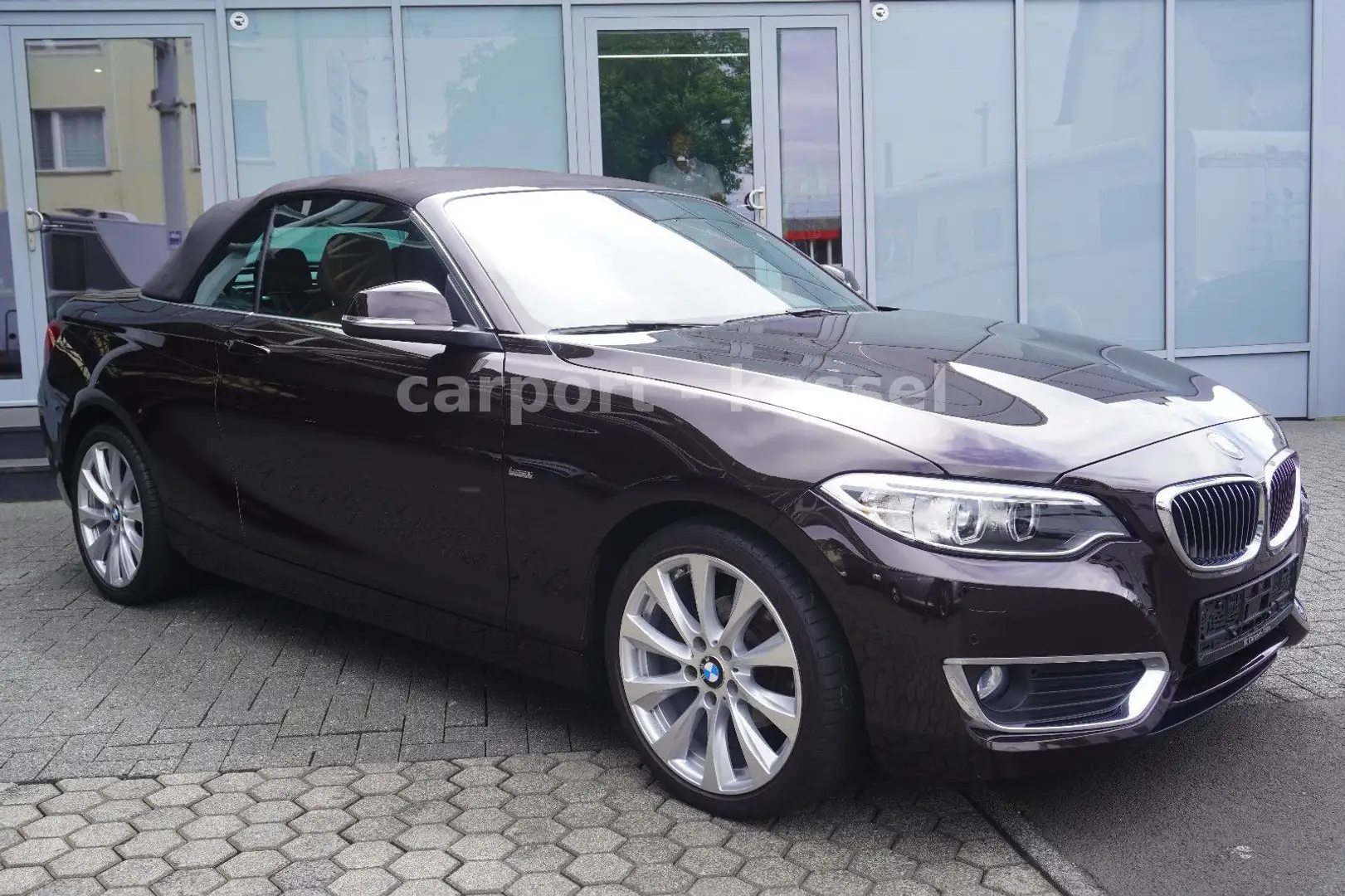 BMW 218 i Cabrio Luxury Line Brun - 1