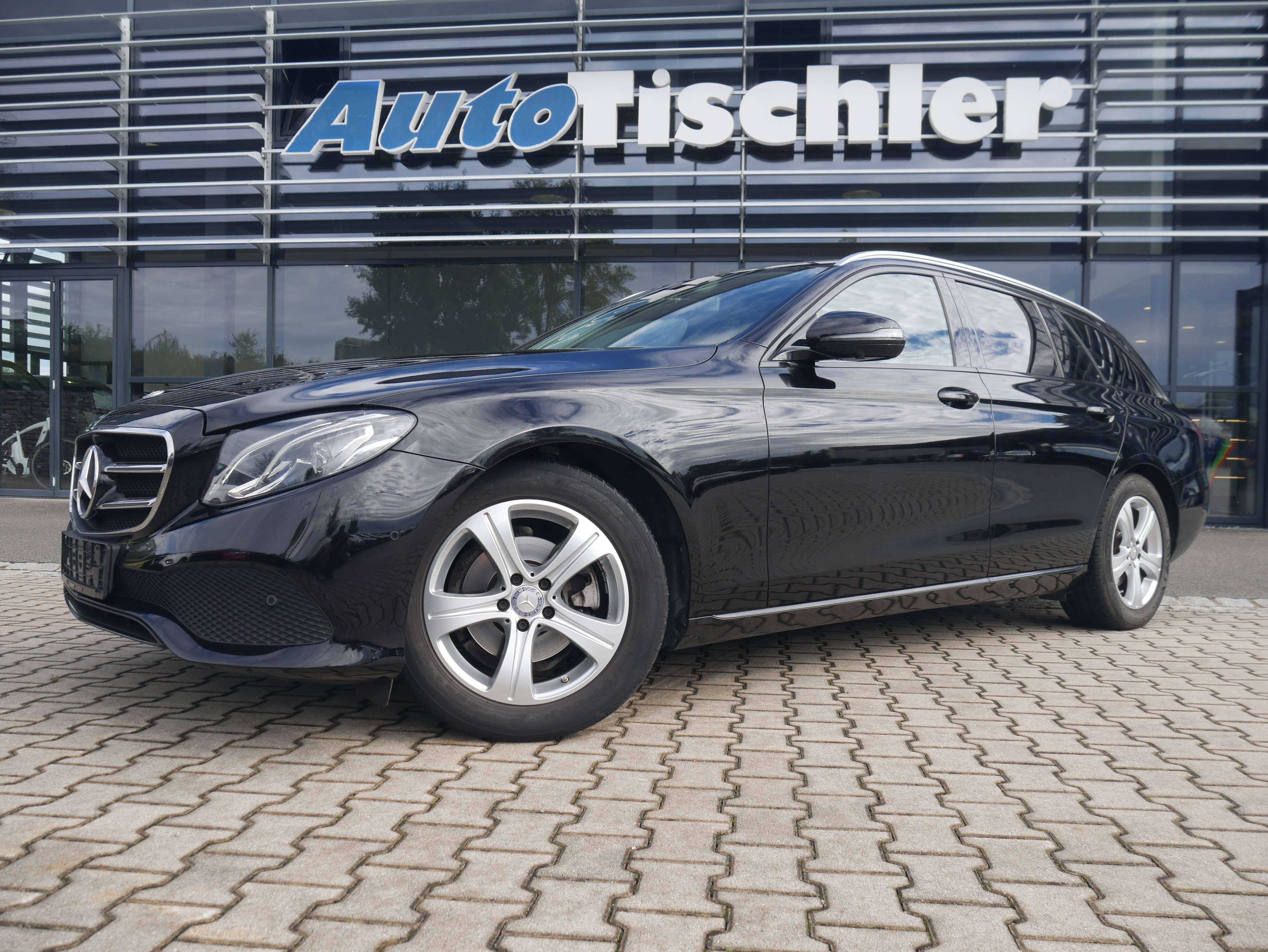Mercedes-Benz E 220