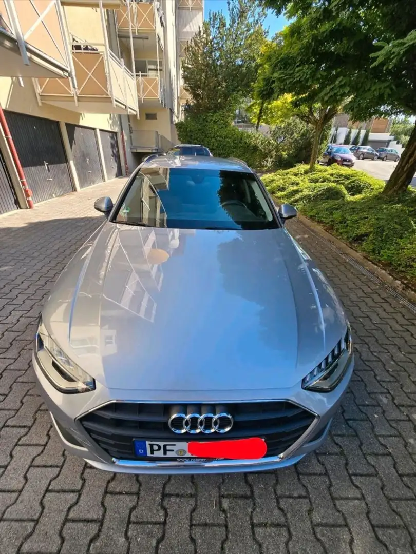 Audi A4 35 TDI basis Grau - 2