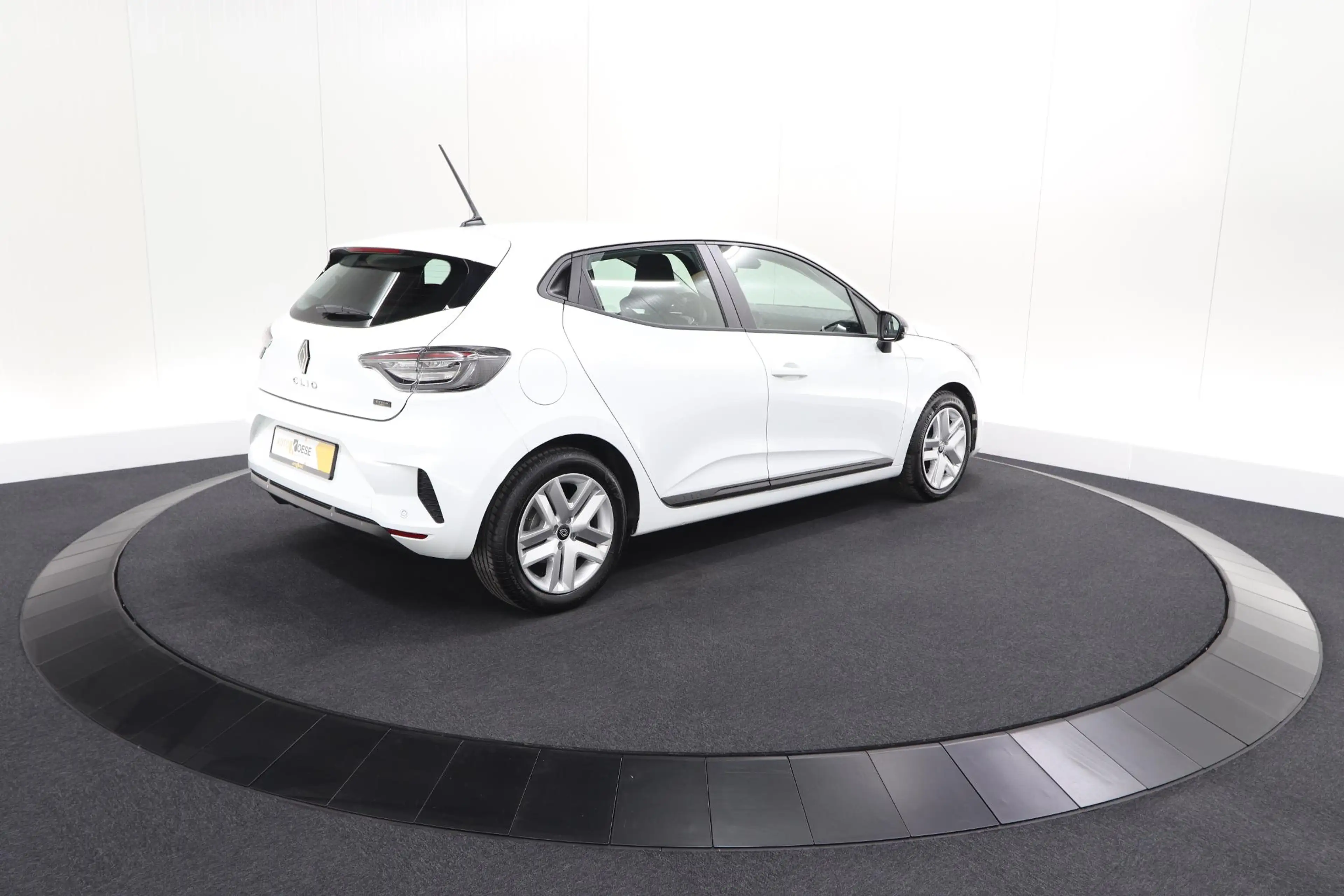 Renault Clio 1.6 E-Tech Full Hybrid 145 Evolution | Apple Carpl — photo 5