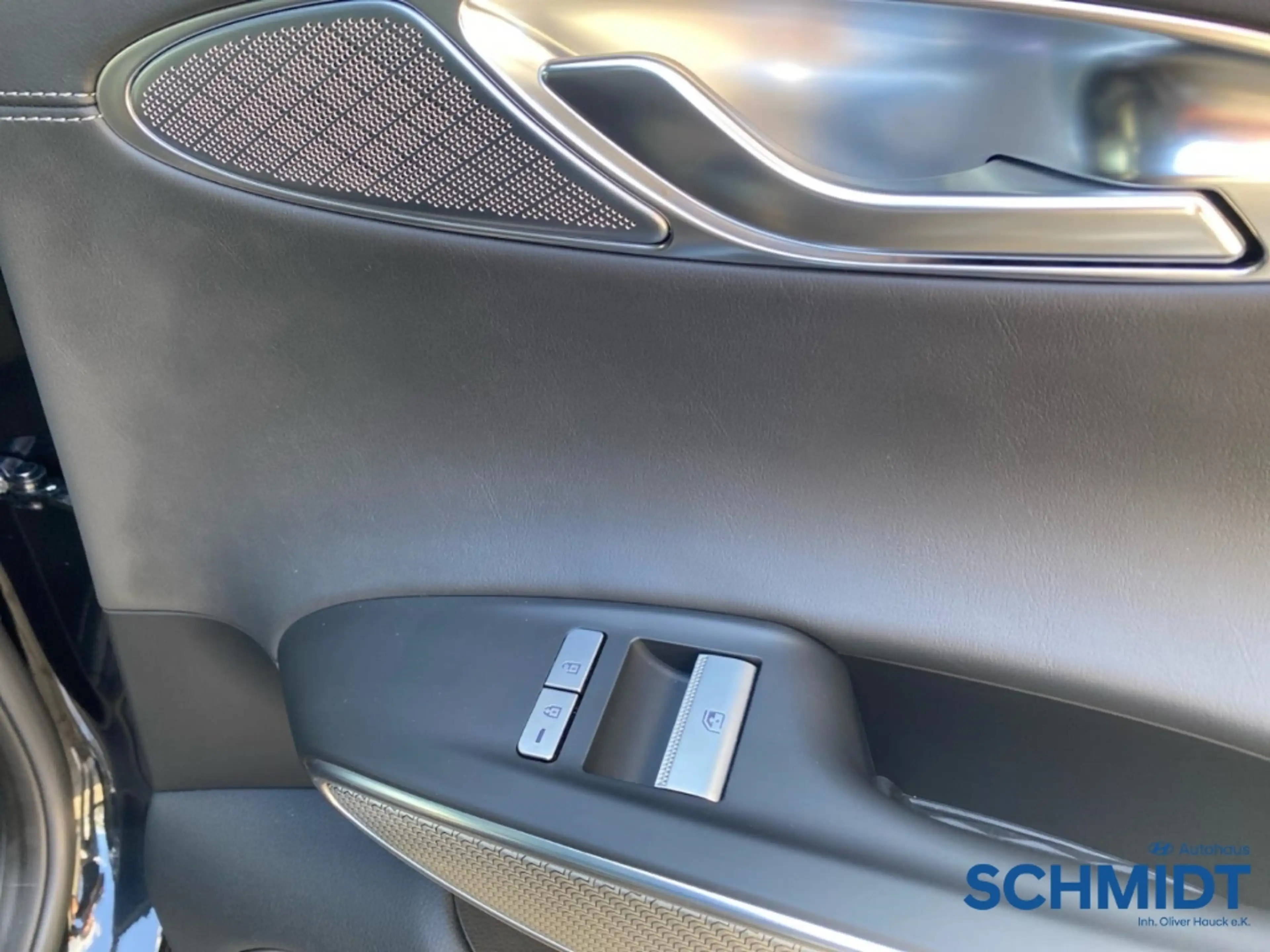 Genesis GV70 Sport 4WD 2.2 Diesel  El. Panodach Memory Sitze LE — photo 15