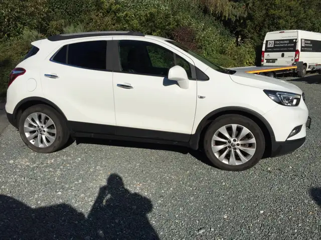 Opel Mokka X view 4