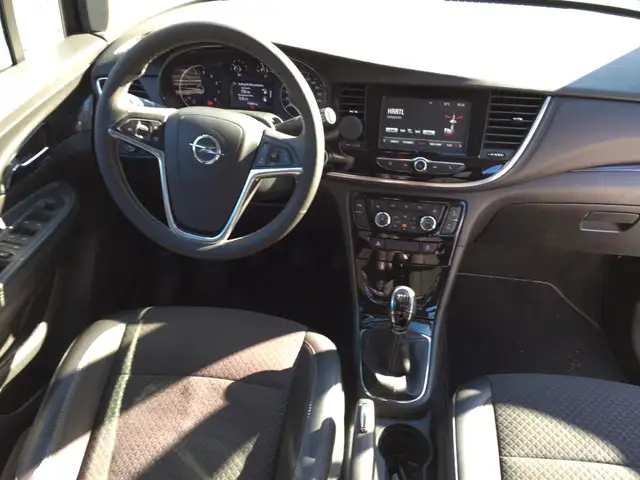 Opel Mokka X view 11