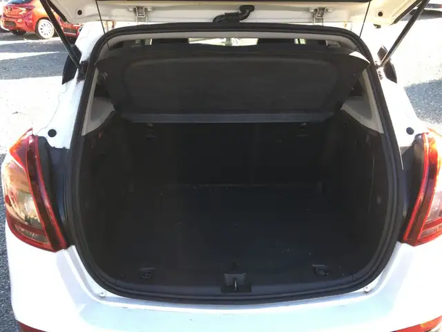Opel Mokka X view 12