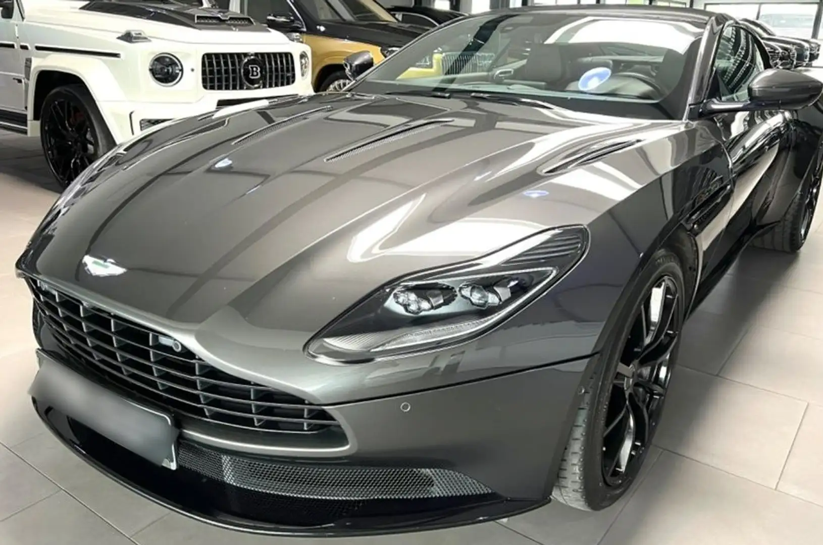 Aston Martin DB11 5.2 608 Gris - 1