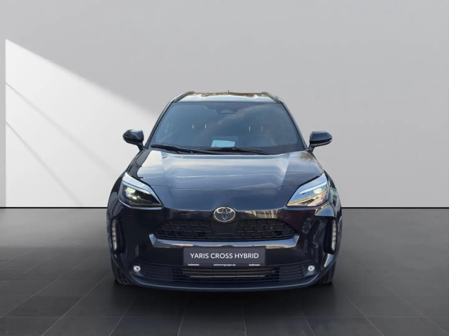 Toyota Yaris Cross 1.5 Hybrid FWD Teamplayer*Winter-Safetypaket* Nero - 2