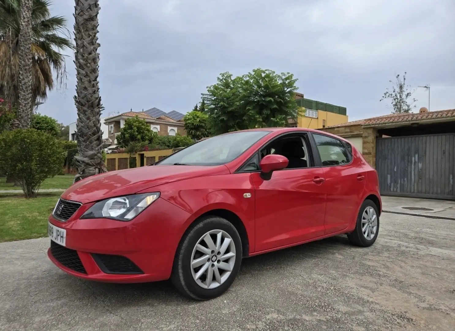 SEAT Ibiza 1.0 Reference 75 Rouge - 1