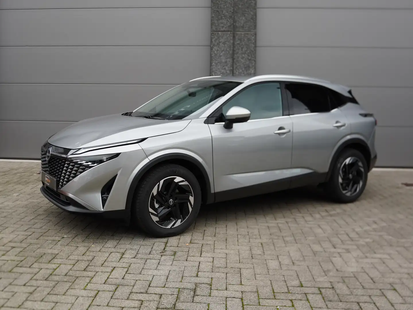 Nissan Qashqai 1.3MHEV N Connecta Xtronic * ZETEL&STUURVERW/360 * Grigio - 2