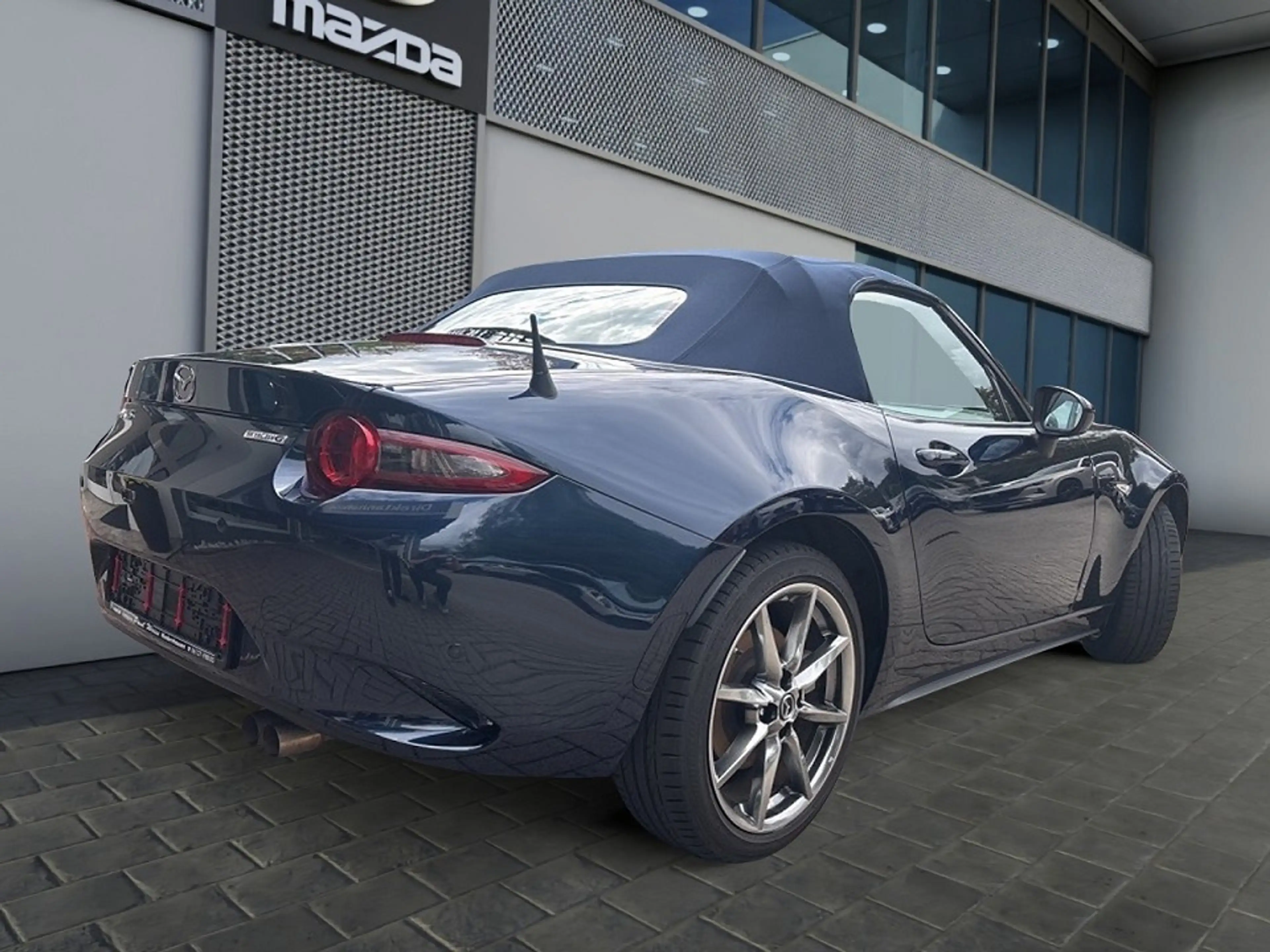 Mazda MX-5 SKYACTIV-G 184 RWD 6MT KINENBI — photo 3