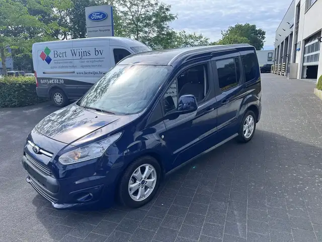 Ford Tourneo Connect titanium