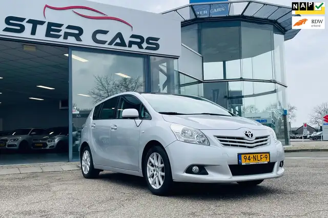 Toyota Verso 1.8 VVT-i Business Limited, Automaat, Pano Dak, Na