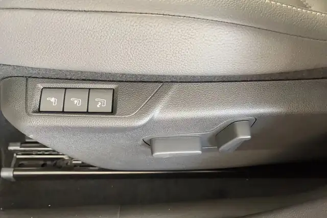Jeep Avenger view 13