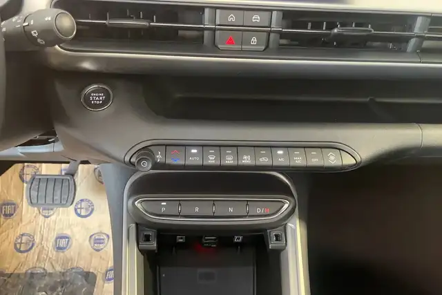 Jeep Avenger view 20