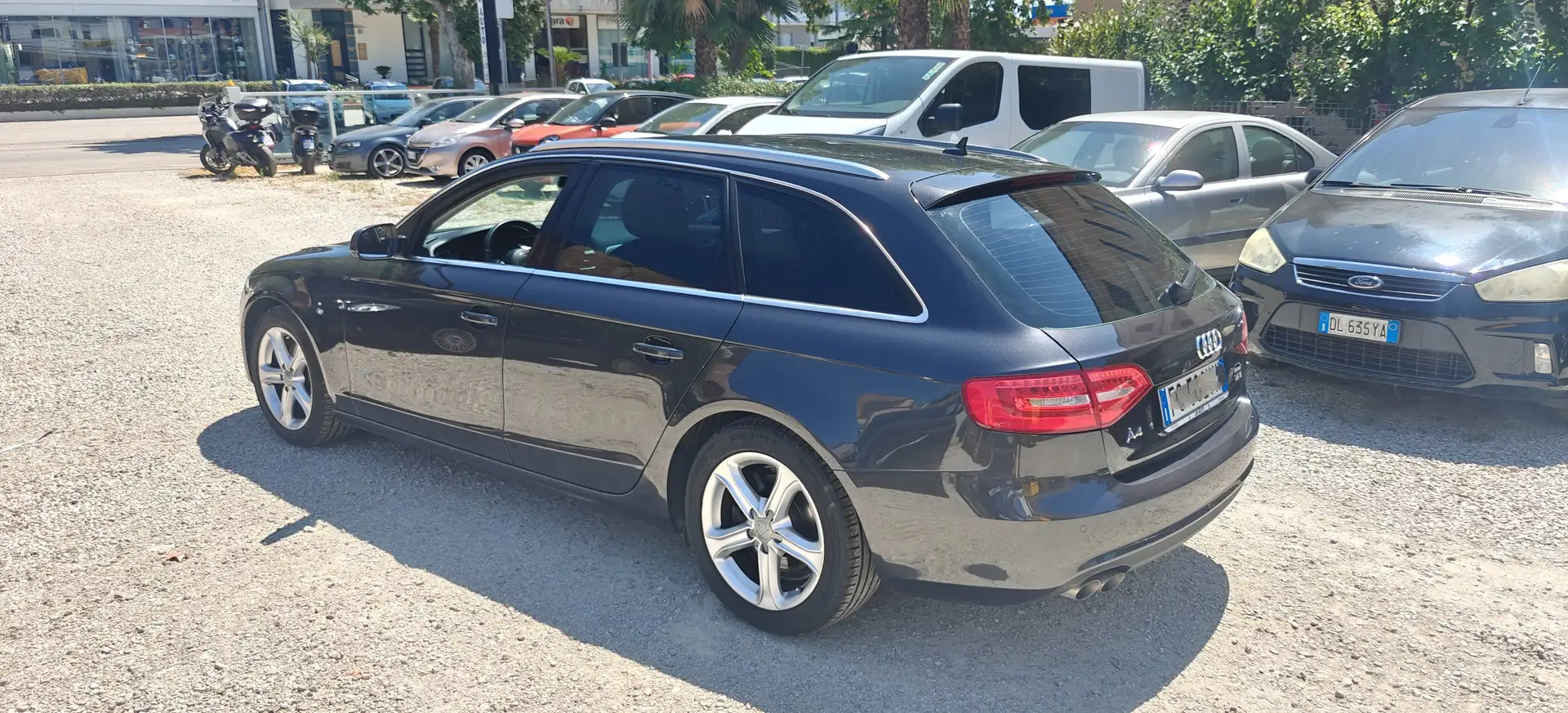 Audi A4 A4 Avant 2.0 tdi Advanced 143cv Gris - 2