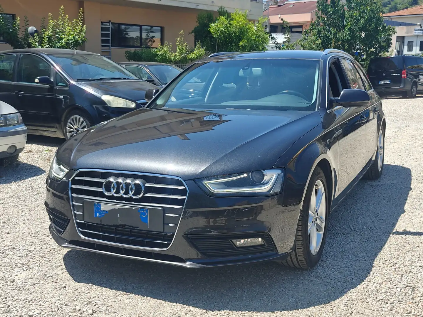 Audi A4 A4 Avant 2.0 tdi Advanced 143cv Gris - 1