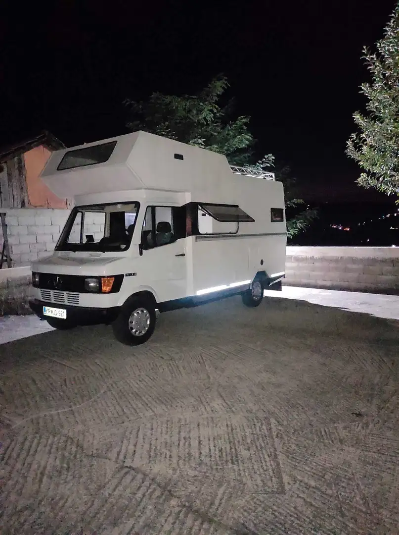 Mercedes-Benz T-Class 602 / 307D - 1