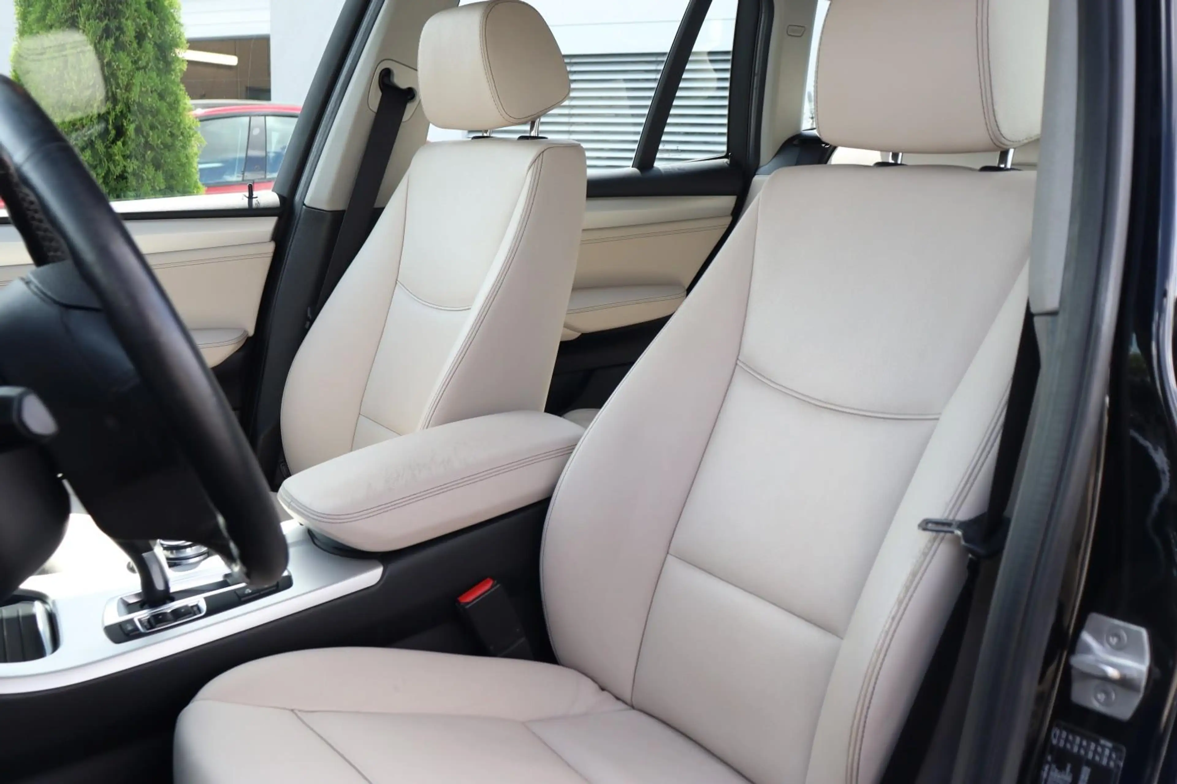 BMW X3 30d xDrive +PANO+NAVI PROF+AHK+LEDER+FACELIFT+ — photo 13