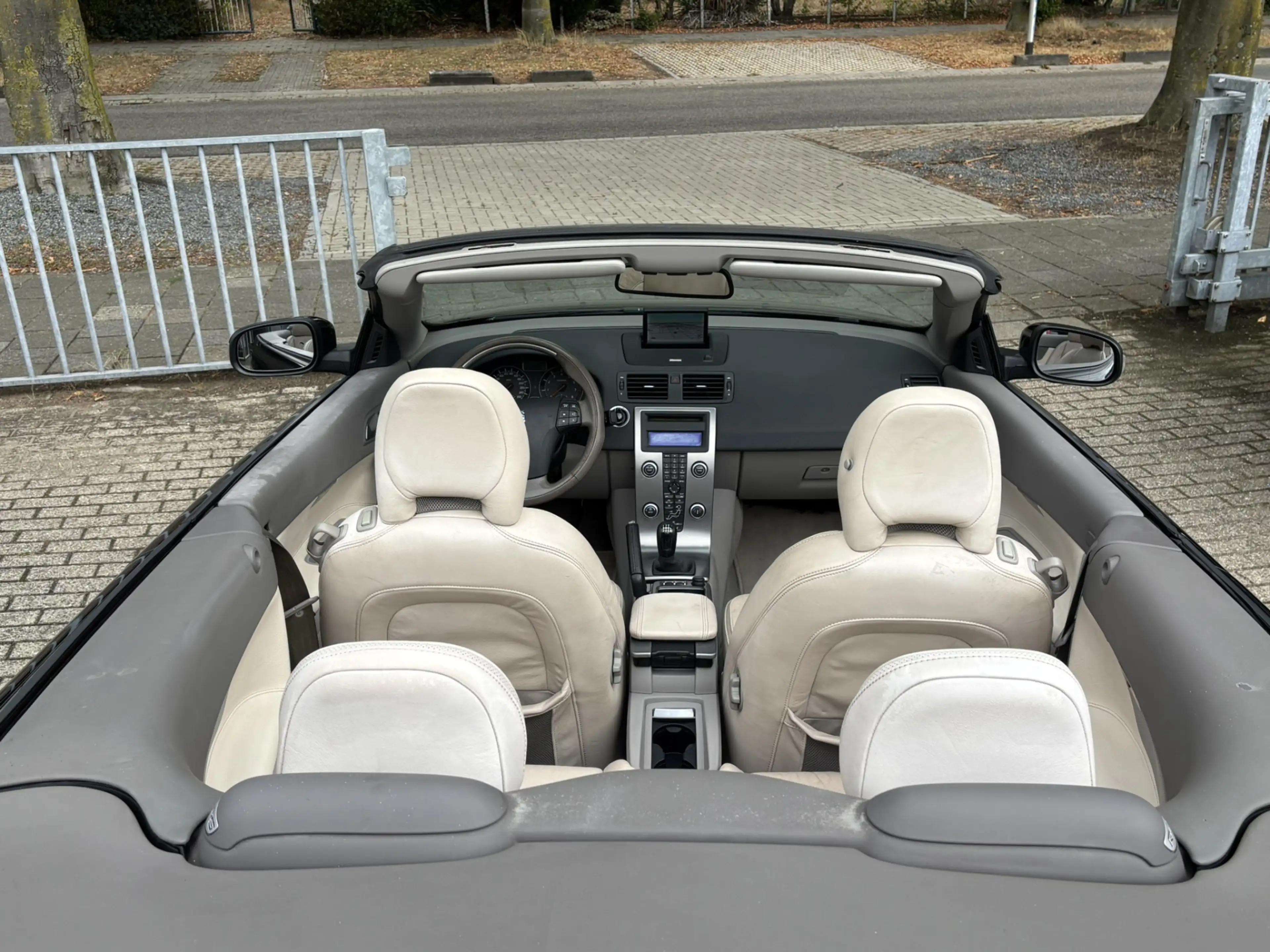 Volvo C70 Convertible 2.5 T5 230pk Summum Keyless Premium So — photo 6