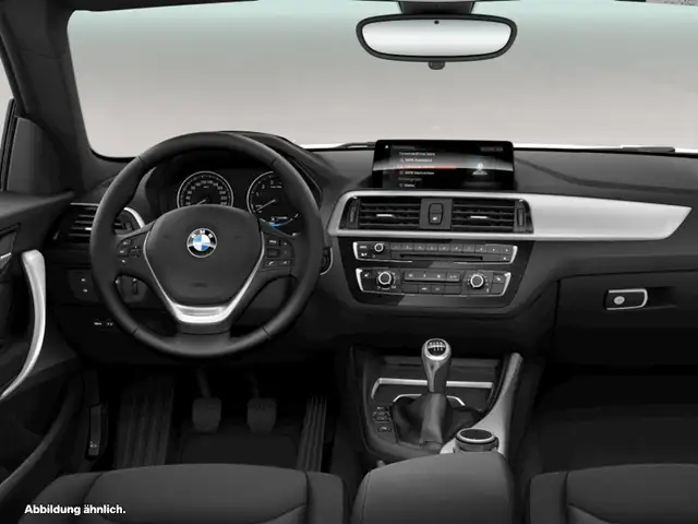 BMW 2 Series view 4